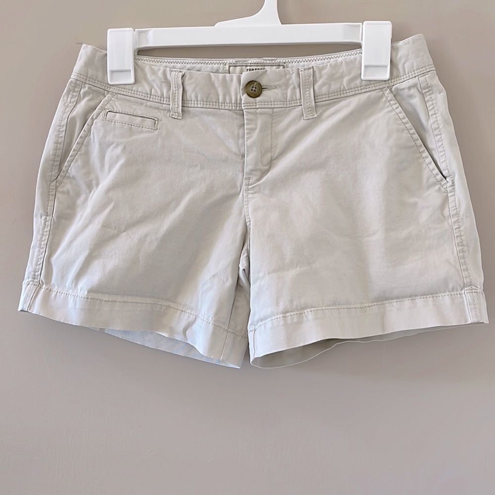 Womens’ Old Navy Shorts Size 2